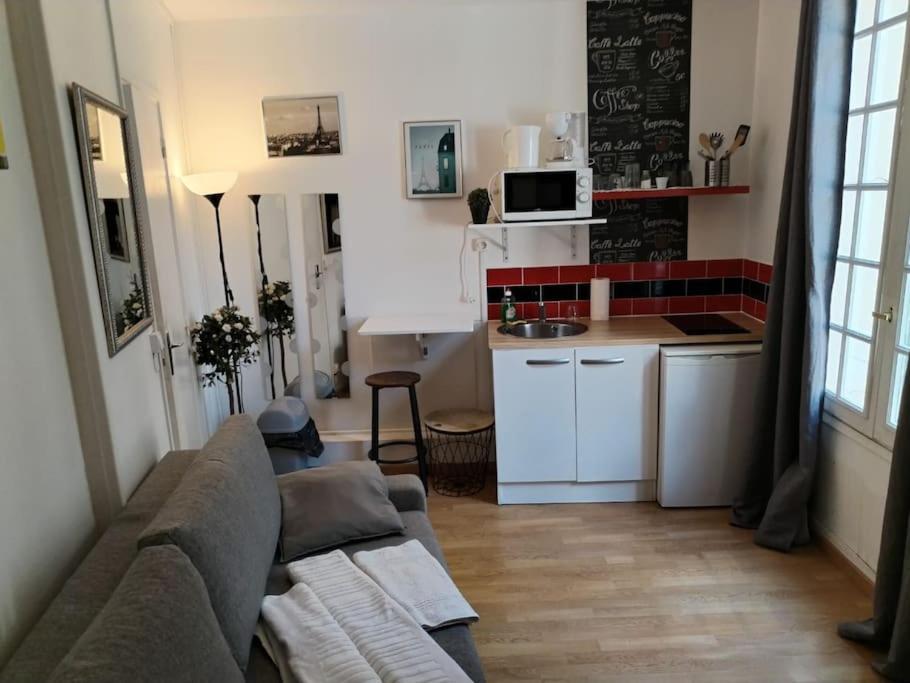 Studio Rue De La Sante Paris Exterior foto